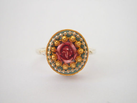 ring-rose2UfaXGN28ZFCJD