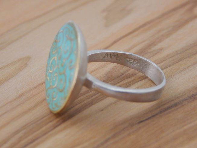 hila-ring3aVxk036TiDQOF5