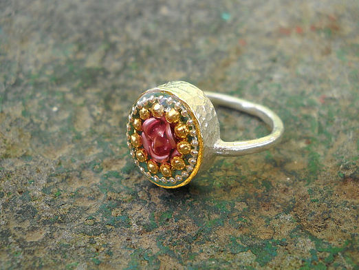 Silberring mit einer Rose